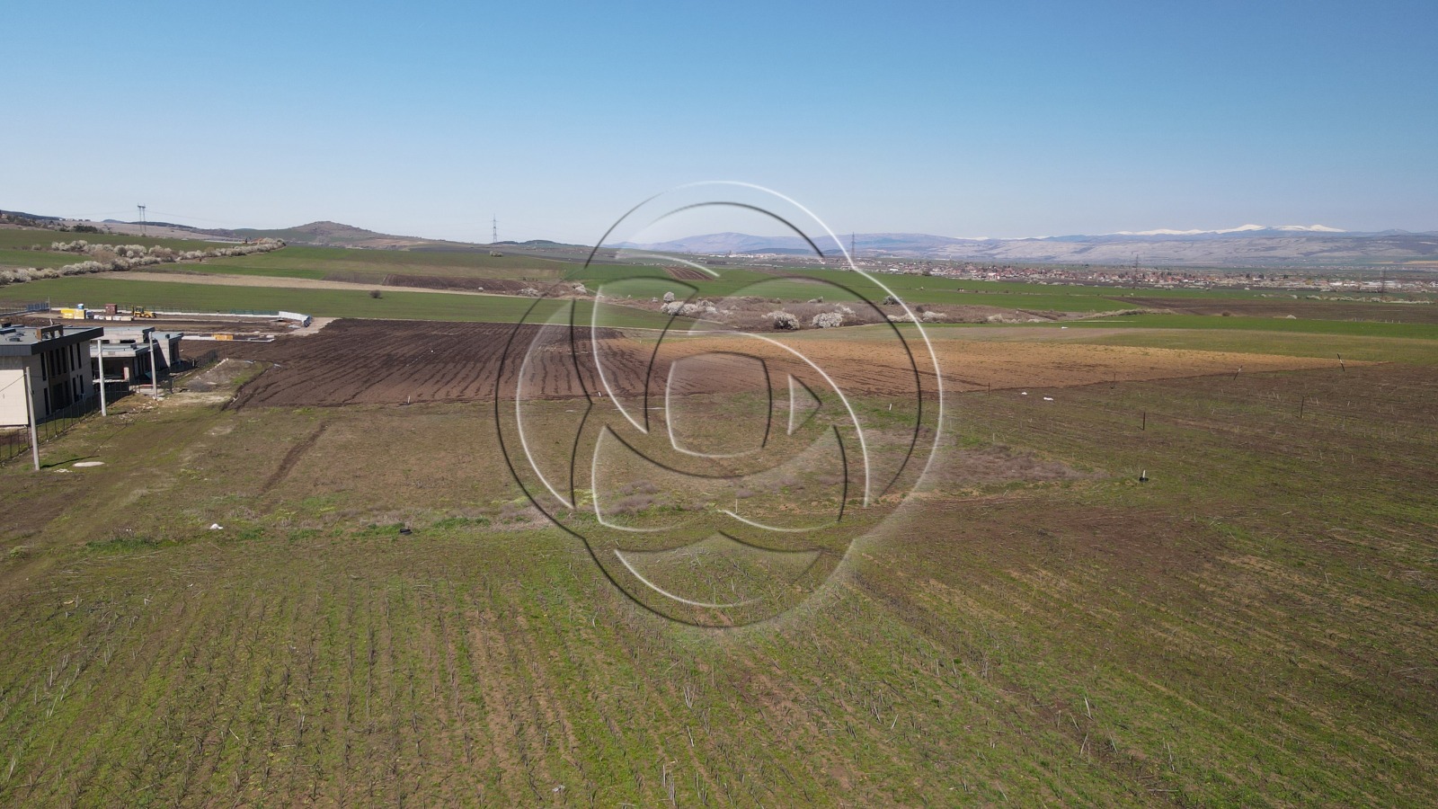 Продава ПАРЦЕЛ, с. Гурмазово, област София област