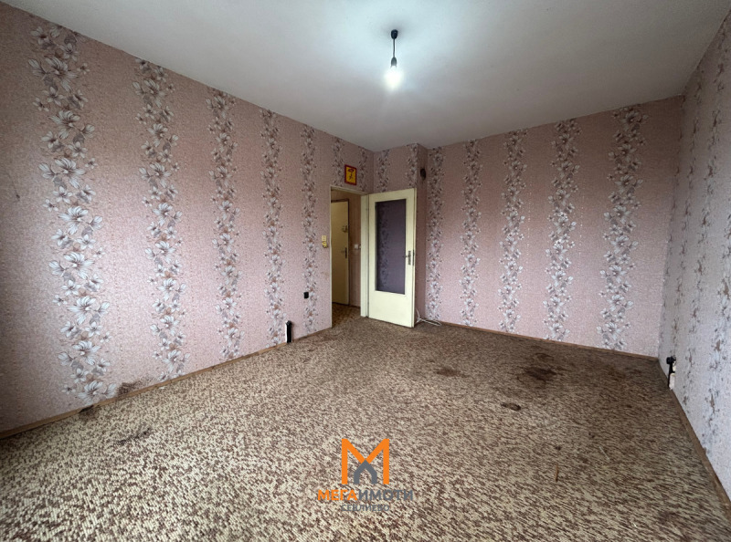 Продава 2-СТАЕН, гр. Севлиево, област Габрово, снимка 2 - Апартаменти - 54081374