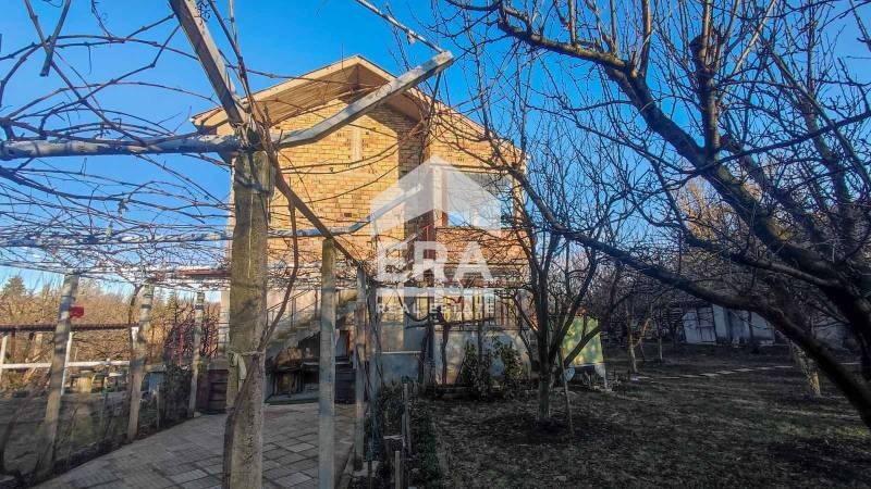 Продава КЪЩА, с. Бистра, област Търговище, снимка 8 - Къщи - 46843619