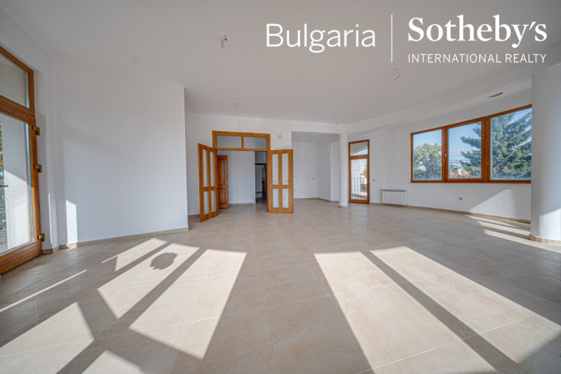 Продава КЪЩА, гр. София, Симеоново, снимка 2 - Къщи - 52246831