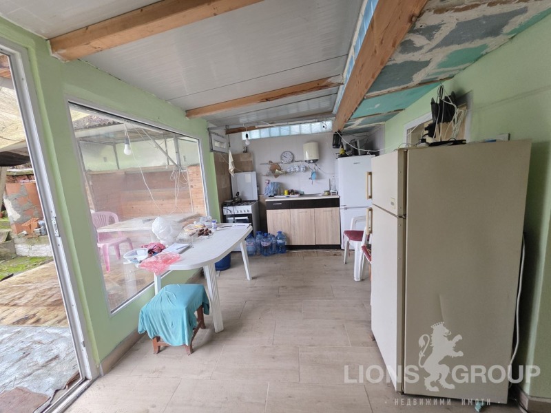 Продава КЪЩА, с. Осеново, област Варна, снимка 12 - Къщи - 52685313