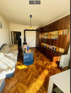 1 chambre Pobeda, Varna 9