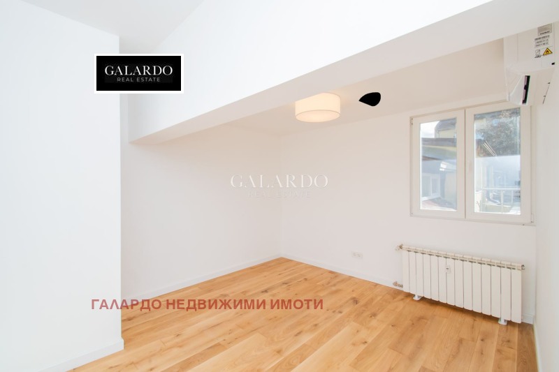 Продава 3-СТАЕН, гр. София, Център, снимка 14 - Апартаменти - 53002402