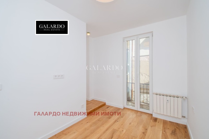 Продава 3-СТАЕН, гр. София, Център, снимка 17 - Апартаменти - 53002402