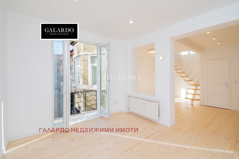 Продава 3-СТАЕН, гр. София, Център, снимка 9 - Апартаменти - 53002402