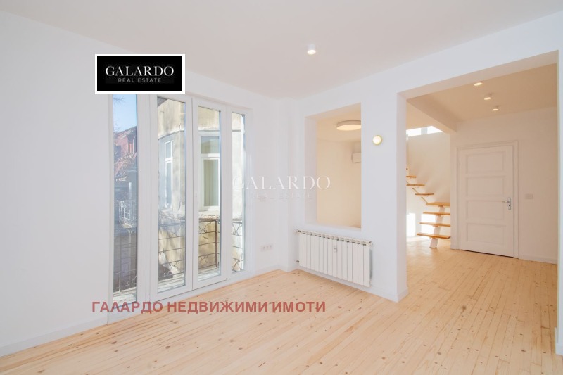 Продава 3-СТАЕН, гр. София, Център, снимка 5 - Апартаменти - 53002402