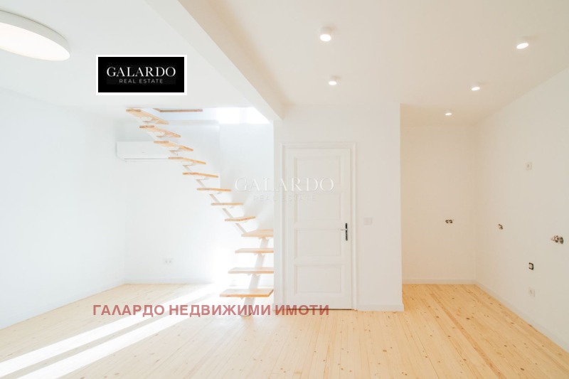 Продава 3-СТАЕН, гр. София, Център, снимка 6 - Апартаменти - 53002402