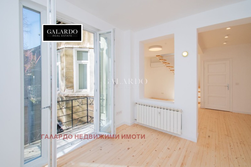 Продава 3-СТАЕН, гр. София, Център, снимка 10 - Апартаменти - 53002402