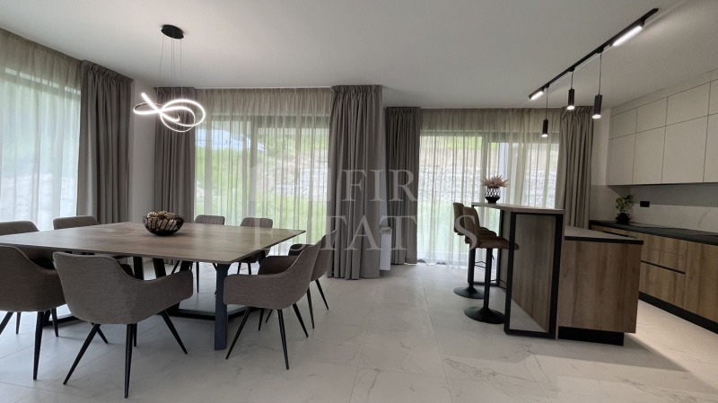 Продаја  Кућа Софија , в.з.Врана - Лозен , 550 м2 | 31148881