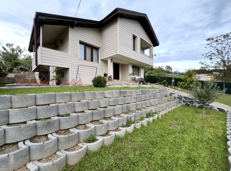 Продава КЪЩА, с. Красен, област Русе, снимка 2 - Къщи - 52784915