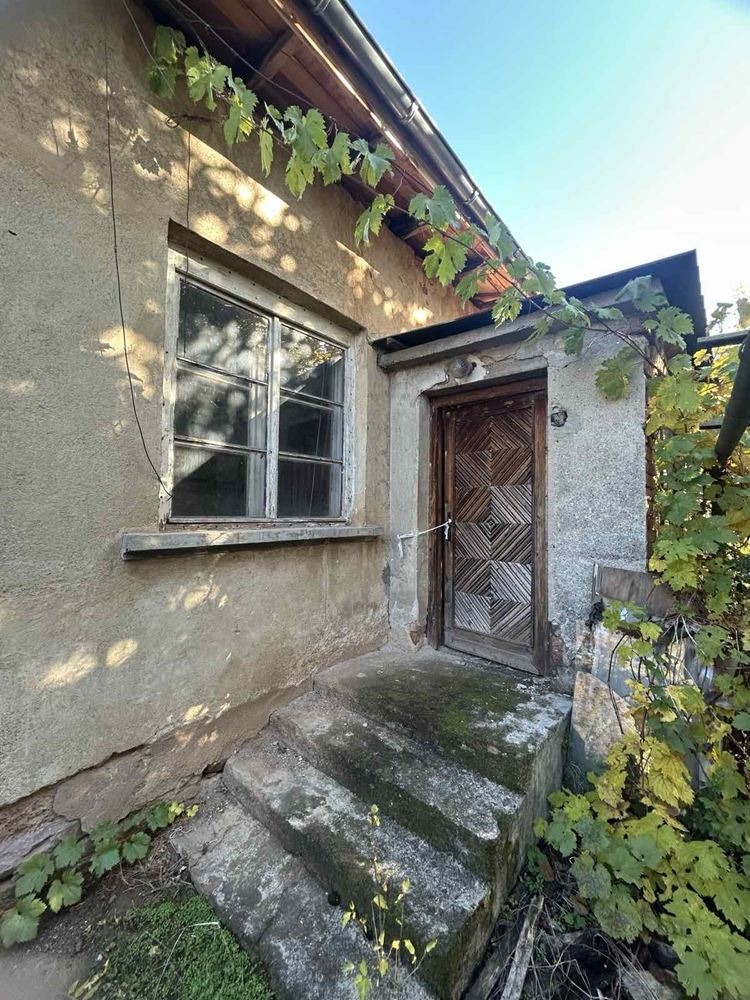 Продава КЪЩА, гр. София, с. Доброславци