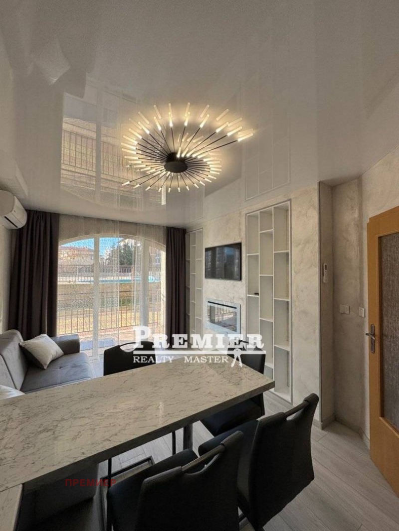 Продава 2-СТАЕН в област Бургас, гр. Свети Влас - 52 кв.м / 98 000 € » 191 671.34 лв., ПРЕМИЕР