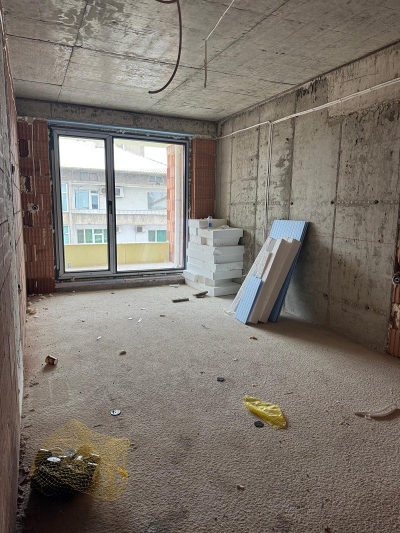 Продава 2-СТАЕН, гр. Шумен, Център, снимка 2 - Апартаменти - 53335075