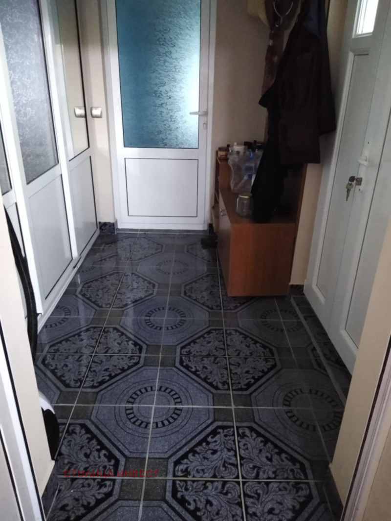 Продава КЪЩА, гр. Мартен, област Русе, снимка 9 - Къщи - 53019557