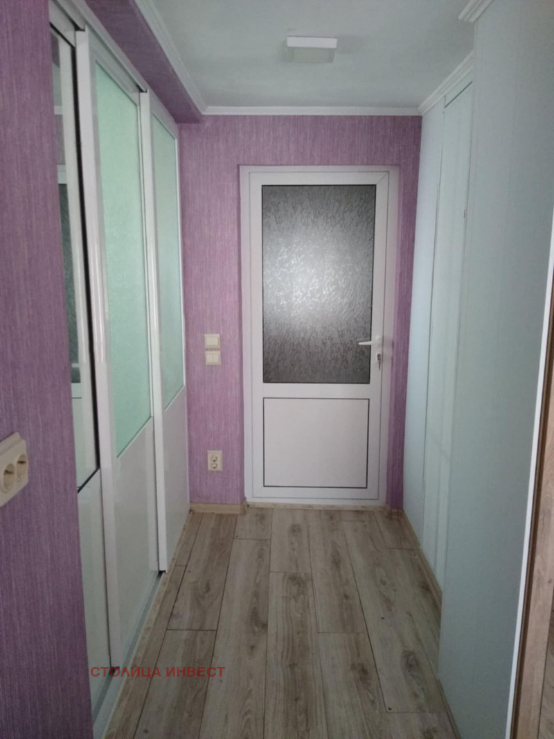 Продава КЪЩА, гр. Мартен, област Русе, снимка 11 - Къщи - 53019557