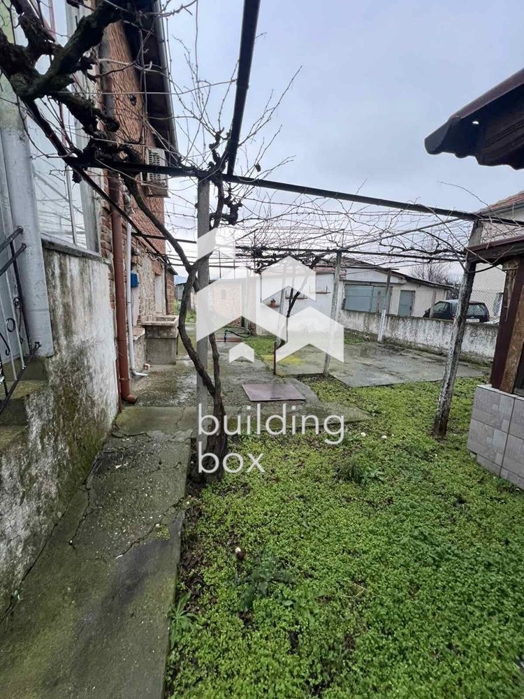 Продава КЪЩА, с. Караджово, област Пловдив, снимка 2 - Къщи - 53070069