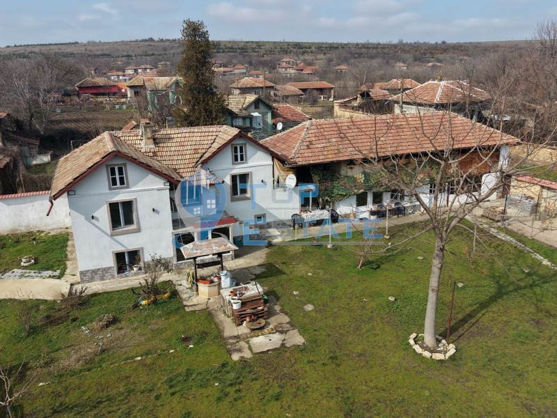 Продава КЪЩА в област Велико Търново, с. Долна Липница - 145 кв.м / 103 000 € » 201 450.49 лв., ТОП ЕСТЕЙТ