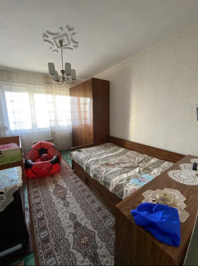 2 Schlafzimmer Karnobat, region Burgas 4