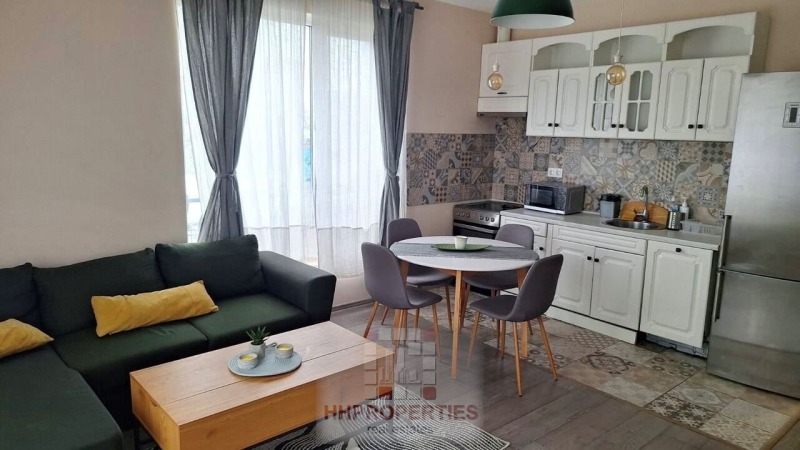 Til salg  1 soveværelse Plovdiv , Ostromila , 73 kvm | 88245340