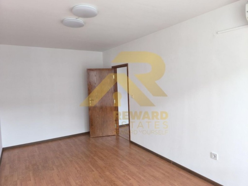 Myytävänä  2 makuuhuonetta Sofia , Zona B-18 , 75 neliömetriä | 87035417 - kuva [2]