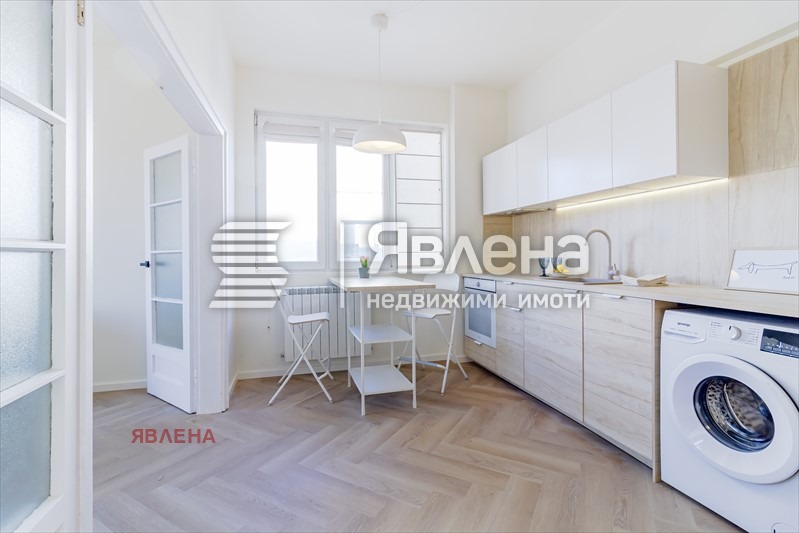 Продава 3-СТАЕН, гр. София, Център, снимка 6 - Апартаменти - 53528021