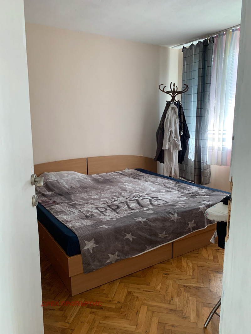 Til salg  Hus Burgas , Sarafovo , 160 kvm | 82823062 - billede [4]