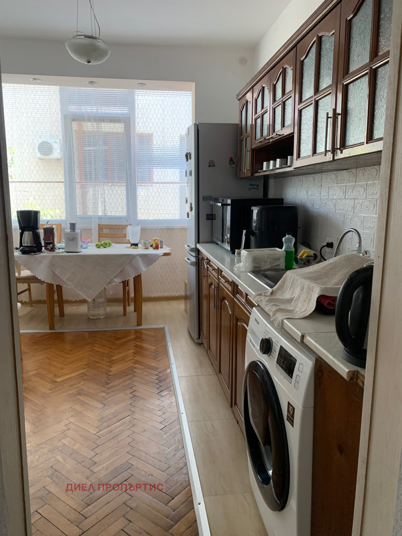 Til salg  Hus Burgas , Sarafovo , 160 kvm | 82823062 - billede [8]