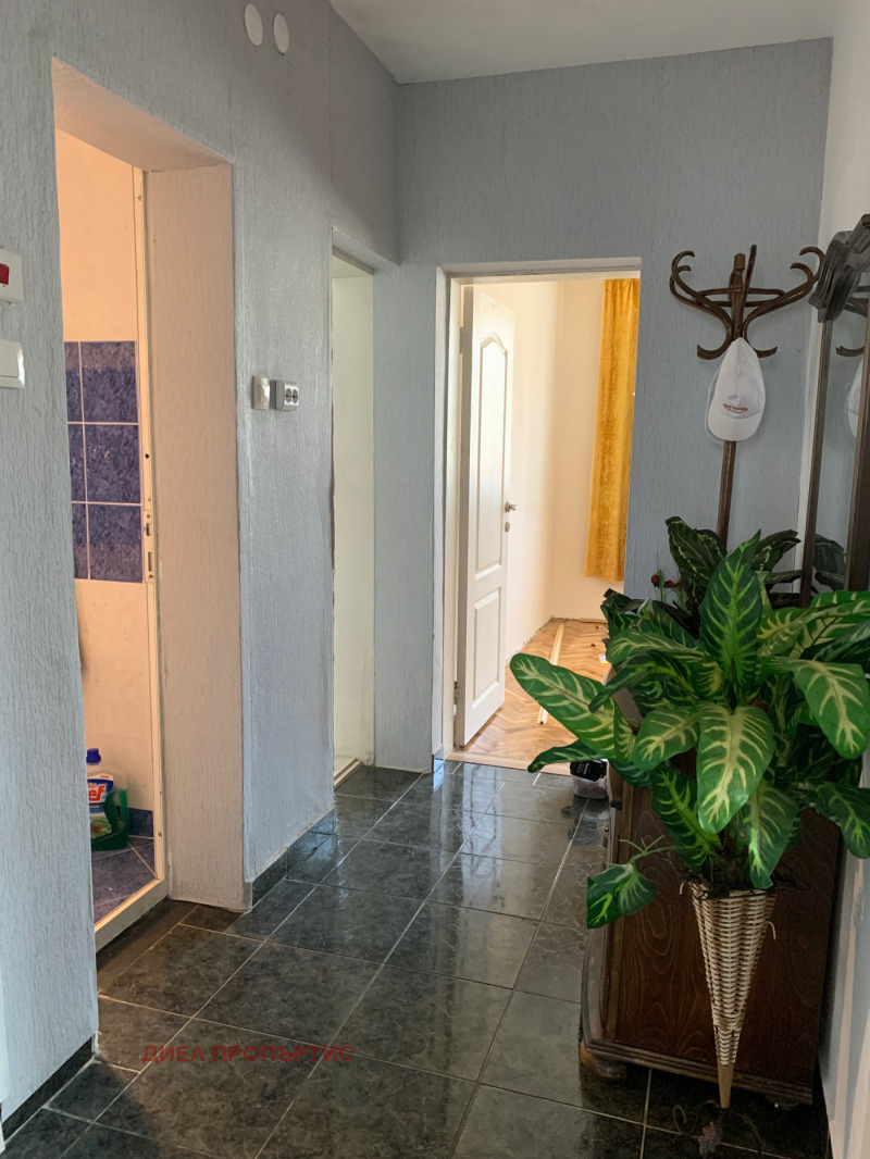Til salg  Hus Burgas , Sarafovo , 160 kvm | 82823062