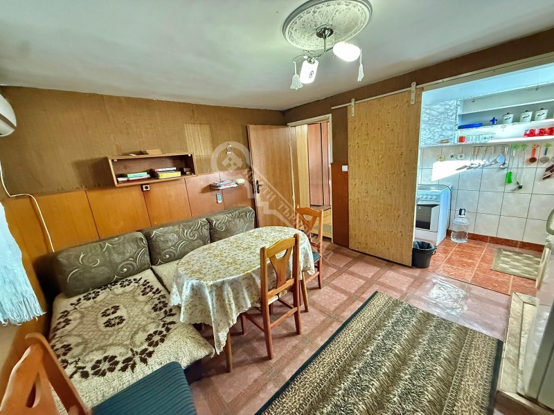 Продава КЪЩА, с. Хаджидимитрово, област Велико Търново, снимка 4 - Къщи - 52062284