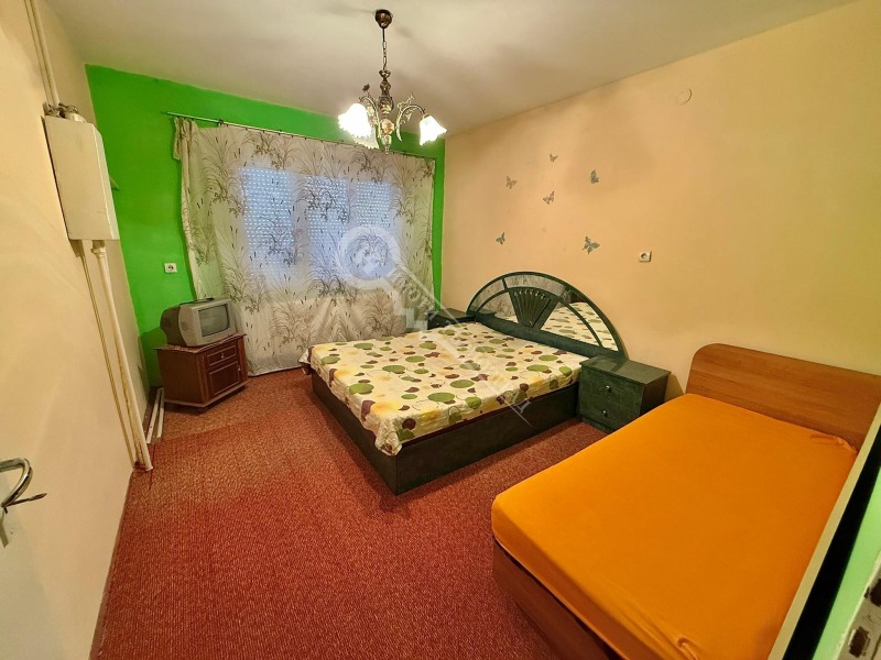 Продава КЪЩА, с. Хаджидимитрово, област Велико Търново, снимка 10 - Къщи - 52062284