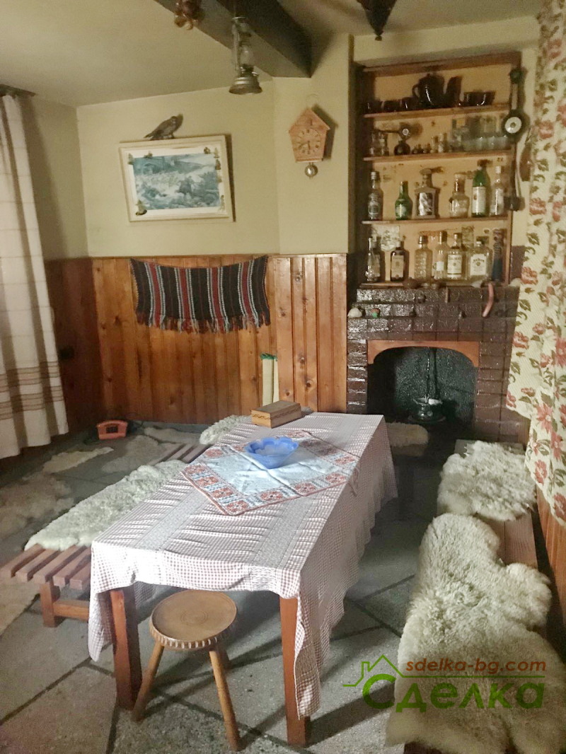 Продава КЪЩА в град Габрово, Борово - 197 кв.м / 127 822.97 € » 250 000 лв., СДЕЛКА