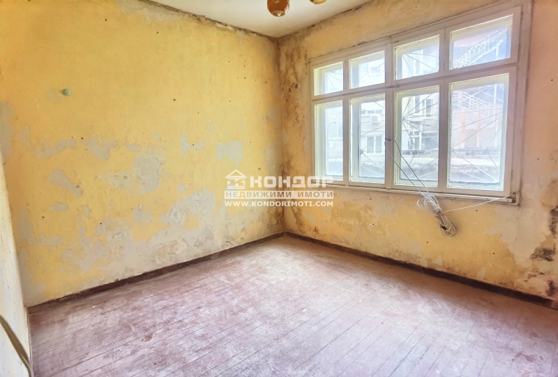 Продава  Етаж от къща град Пловдив , Център , 97 кв.м | 42761430 - изображение [2]