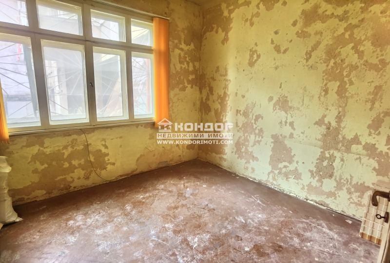 Продава  Етаж от къща град Пловдив , Център , 97 кв.м | 42761430 - изображение [3]