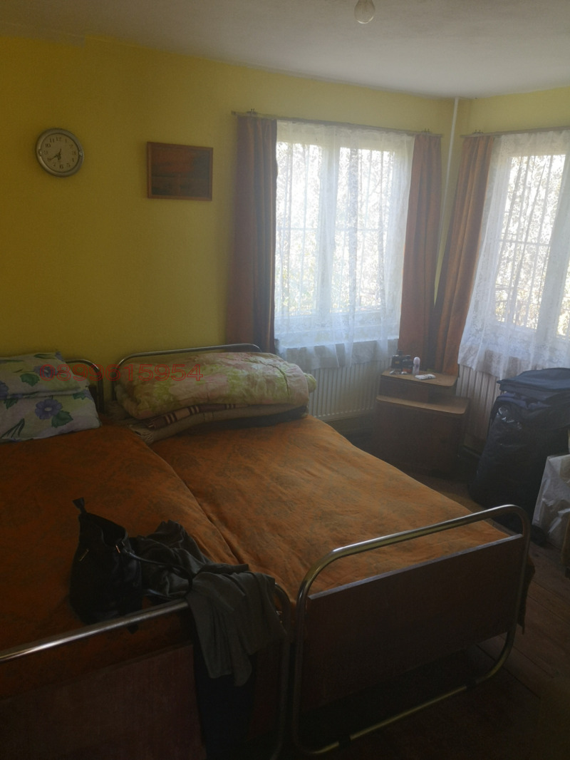 Продава КЪЩА, гр. Лом, област Монтана, снимка 10 - Къщи - 53019255