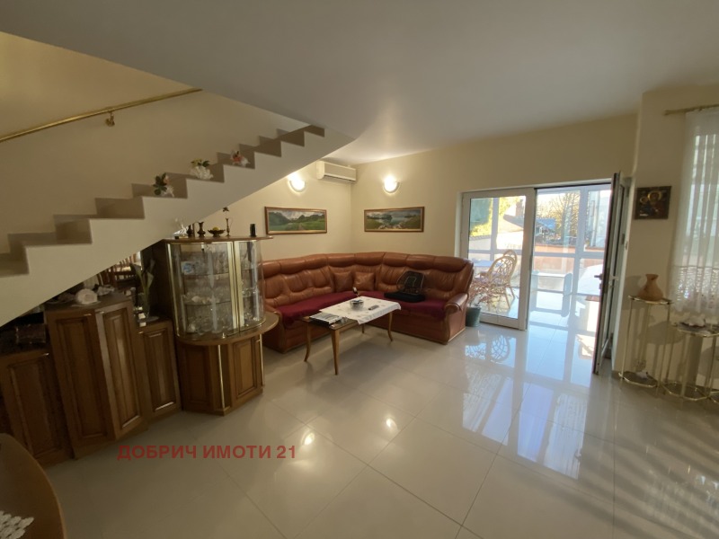 Продава КЪЩА, гр. Добрич, Център, снимка 4 - Къщи - 53135707