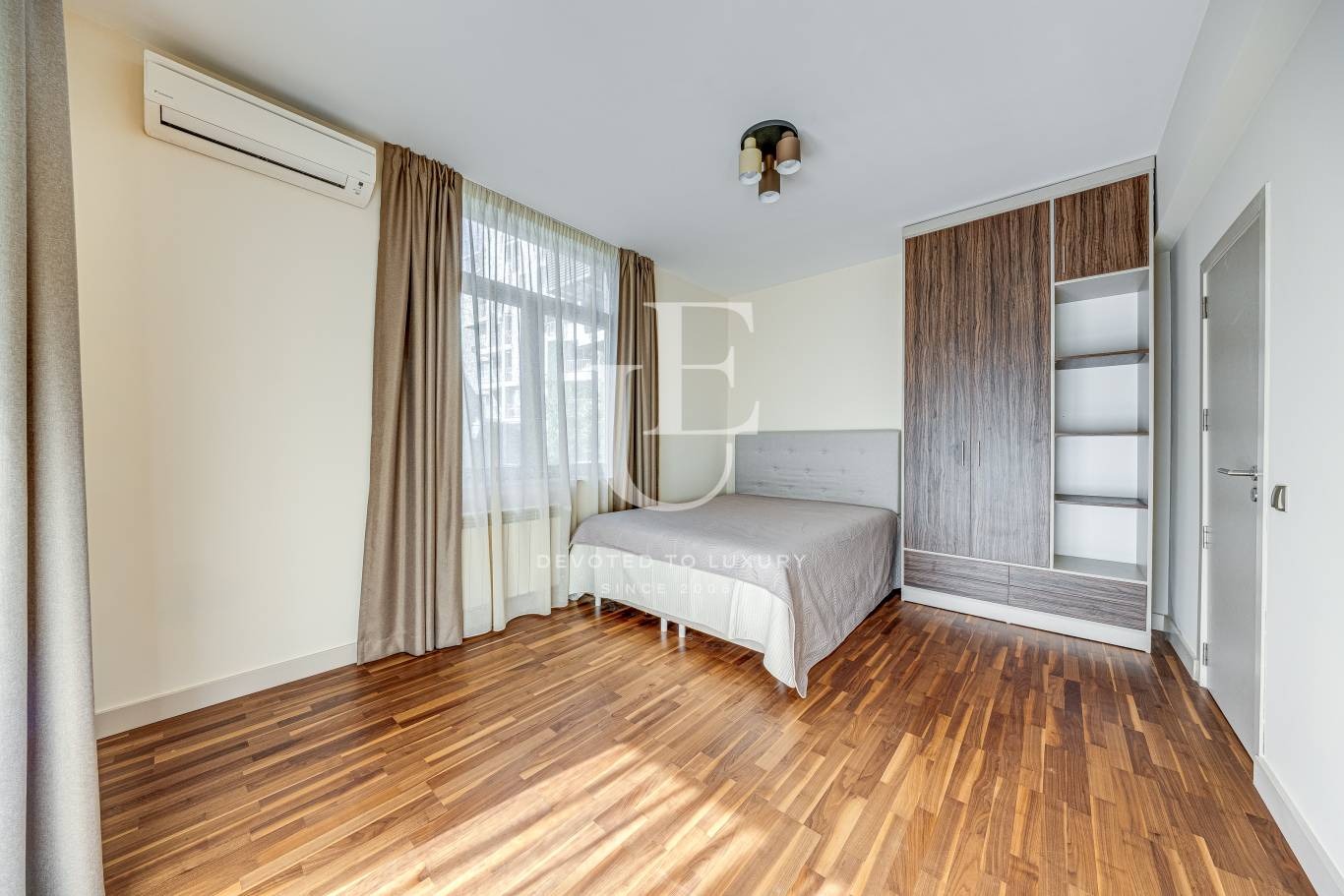 Продава 4-СТАЕН, гр. София, Изток, снимка 7 - Апартаменти - 54590367