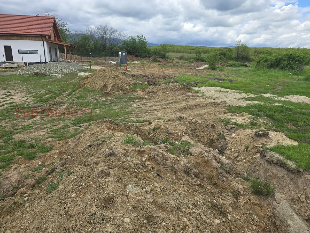 Продава ПАРЦЕЛ, гр. Долна баня, област София област, снимка 2 - Парцели - 54489597