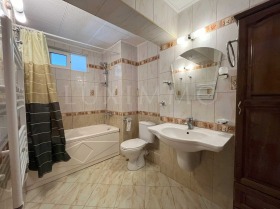 3 кімнатна Лазур, Бургас 12