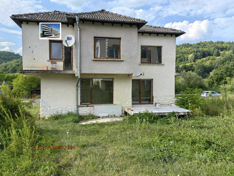 Продава  Къща област София , с. Рибарица , 300 кв.м | 61496554