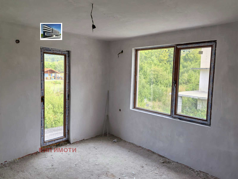 Продава  Къща област София , с. Рибарица , 300 кв.м | 61496554 - изображение [8]