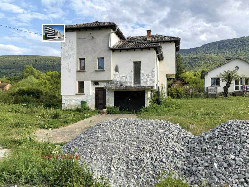 Продава  Къща област София , с. Рибарица , 300 кв.м | 61496554 - изображение [2]
