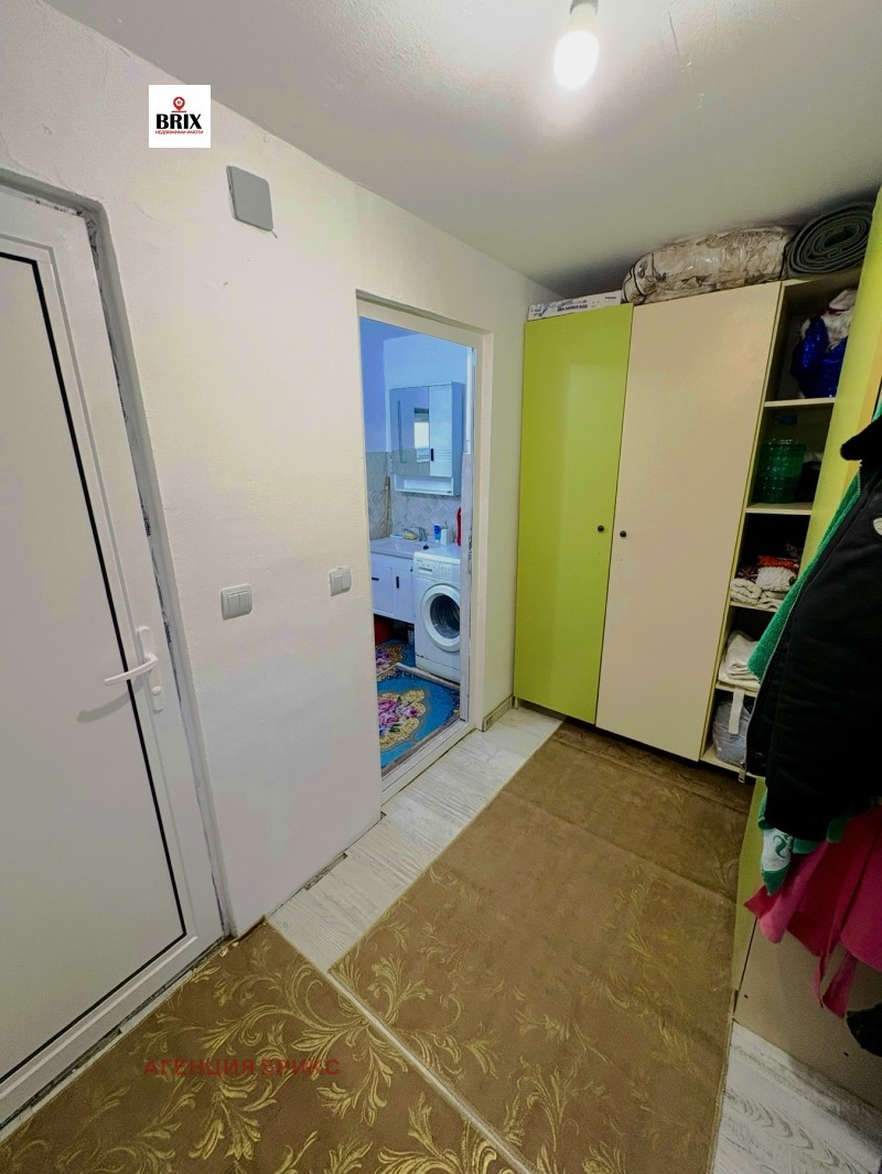 Продава КЪЩА, с. Юпер, област Разград, снимка 9 - Къщи - 52321274