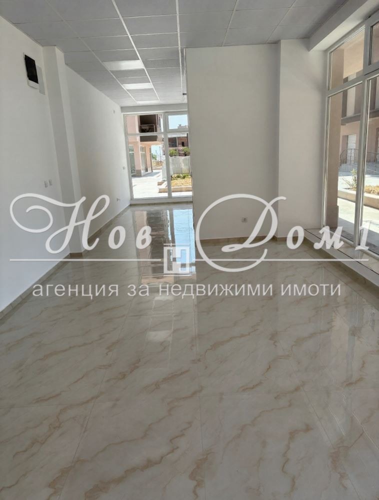 Продава МАГАЗИН, гр. Пловдив, Христо Смирненски, снимка 2 - Магазини - 52826269