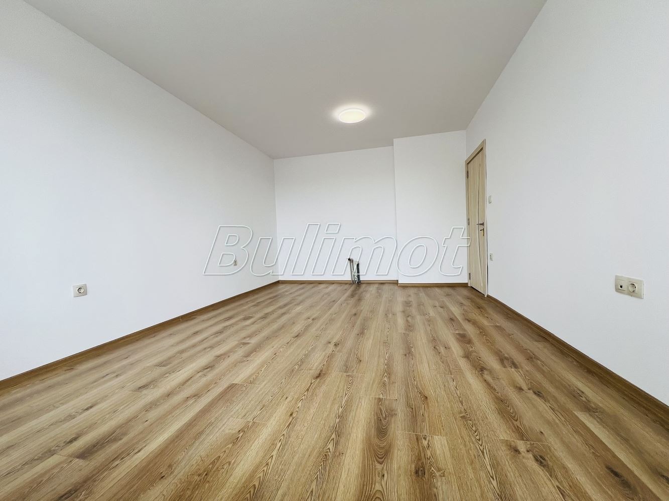 Продава 2-СТАЕН, гр. Варна, Гранд Мол, снимка 2 - Апартаменти - 54328257