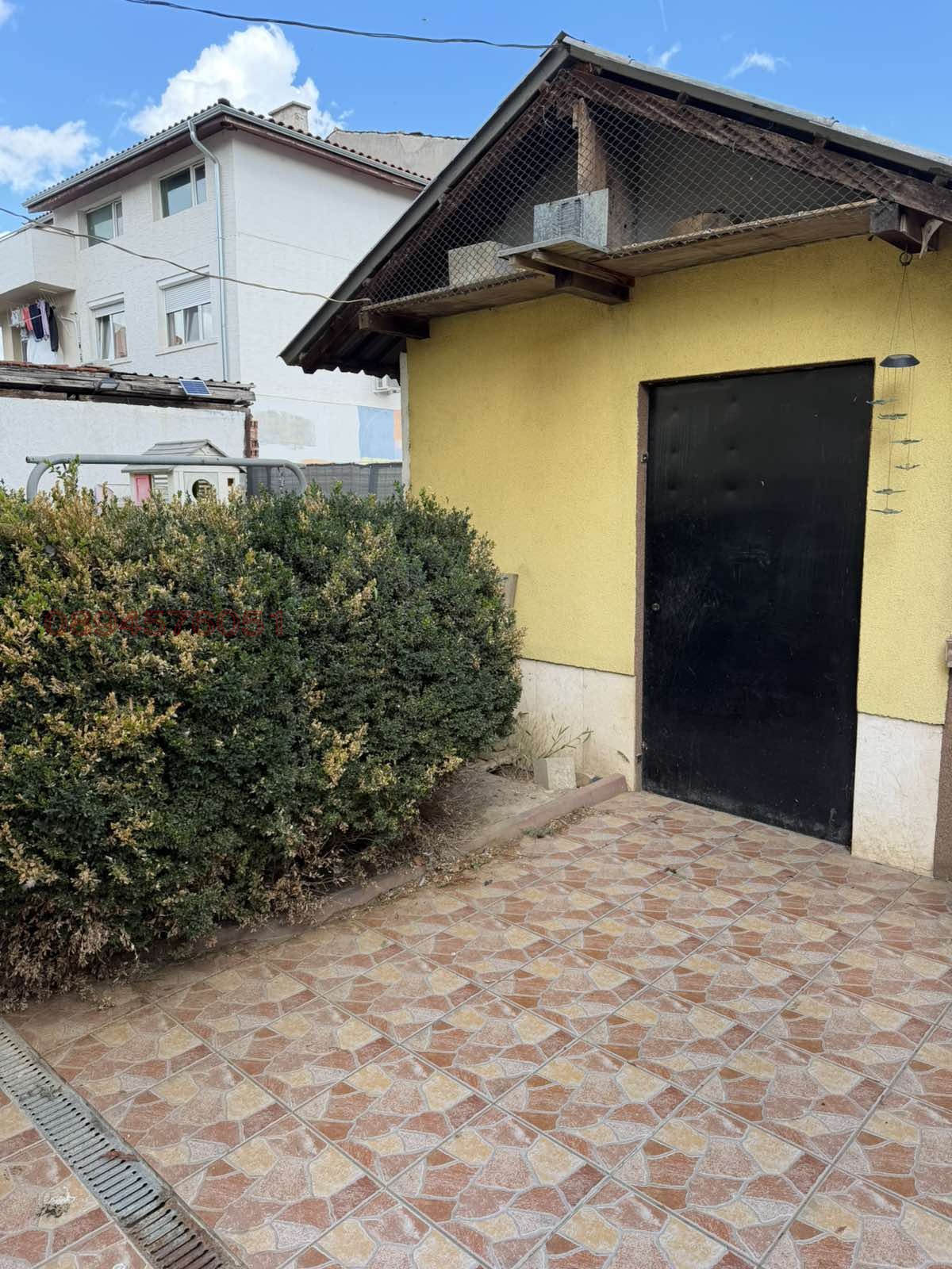 Продава ЕТАЖ ОТ КЪЩА, гр. Плевен, Сторгозия, снимка 9 - Етаж от къща - 56220485