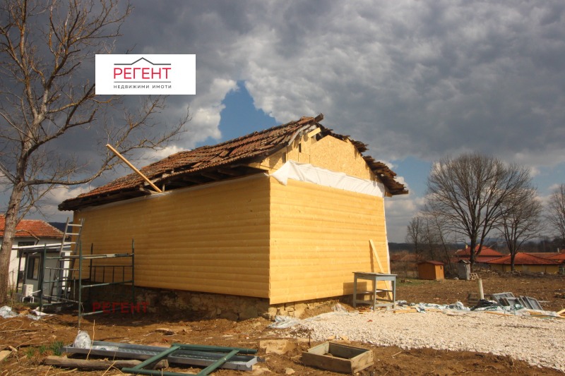 Продава КЪЩА в област Габрово, с. Новаковци - 58 кв.м / 30 600 € » 59 848.40 лв., РЕГЕНТ