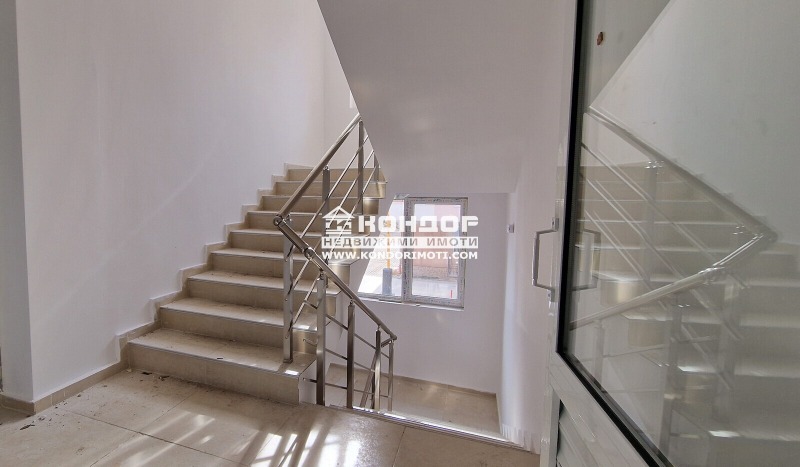 Na sprzedaż  1 sypialnia Plowdiw , Belomorski , 67 mkw | 85105608 - obraz [2]