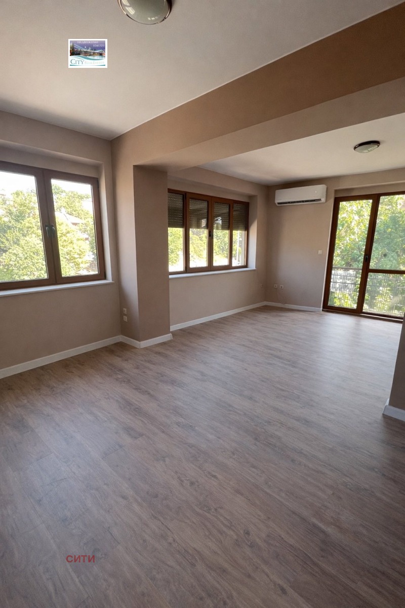 Продава МАГАЗИН, гр. Пловдив, Център, снимка 10 - Магазини - 53159891