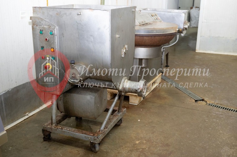 Продава ПРОМ. ПОМЕЩЕНИЕ, с. Капитан Димитриево, област Пазарджик, снимка 10 - Производствени сгради - 53591356