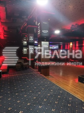 Baari; Kahvila VINS-Tšerven ploštad, Varna 5
